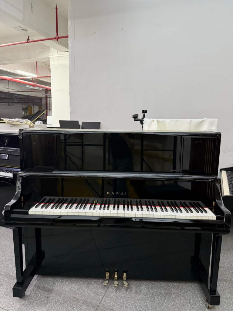 カワイ K-7 中古アップライトピアノ 外観の実物写真 - ピアノ専門査定・買取