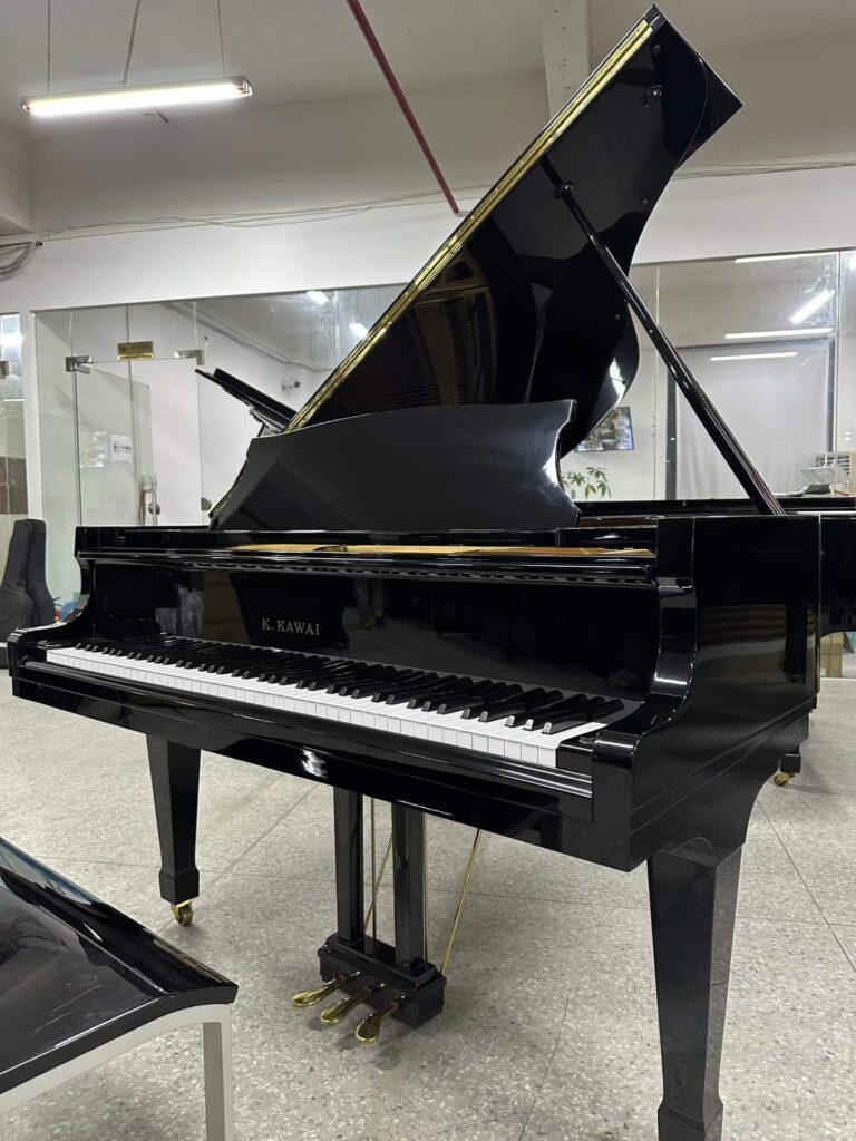 カワイ KG-2 中古グランドピアノ 外観の実物写真 - ピアノ専門査定・買取
